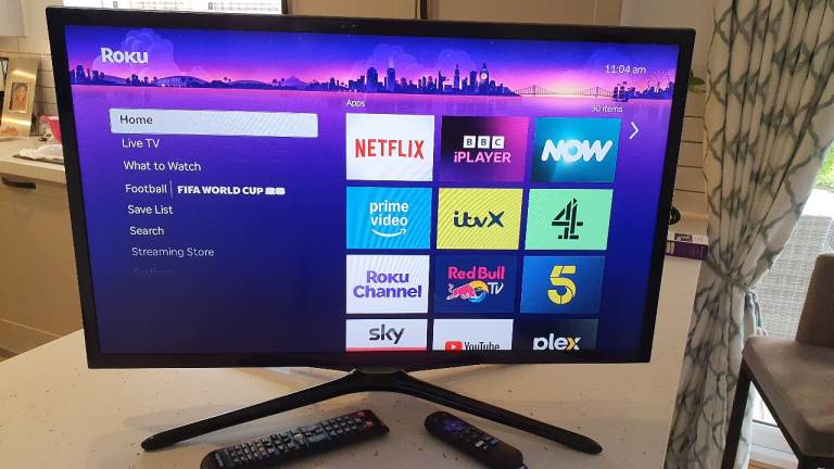 Samsung 32" Smart TV with Roku HD Streaming Stick