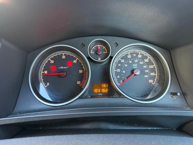 Vauxhall, ZAFIRA, MPV, 2012, Manual, 1686 (cc), 5 doors