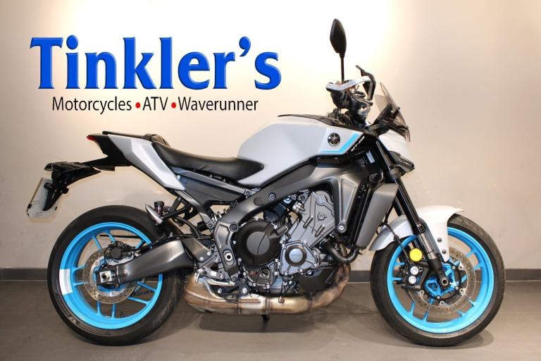 2025 25 Yamaha MT-09 Ice Storm