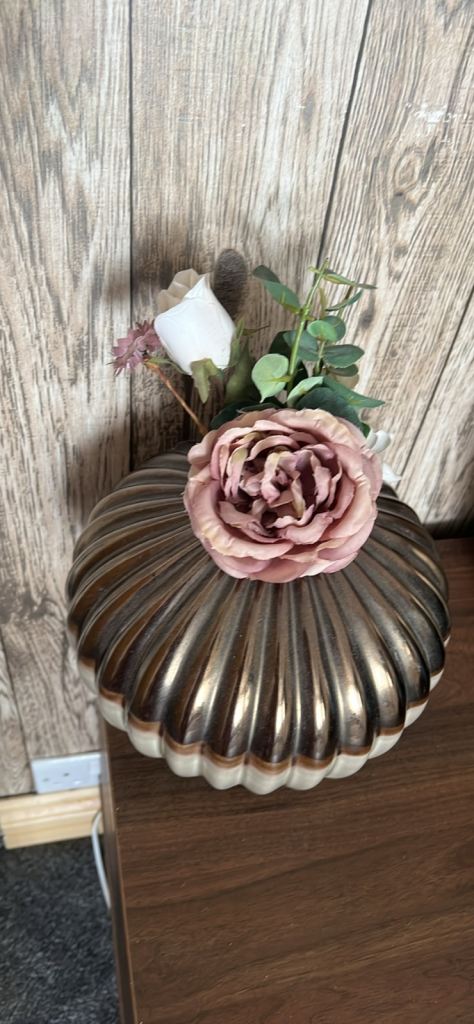 Flowers with vase 