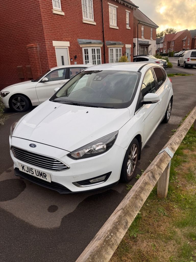 Ford, FOCUS, Hatchback, 2015, Manual, 998 (cc), 5 doors