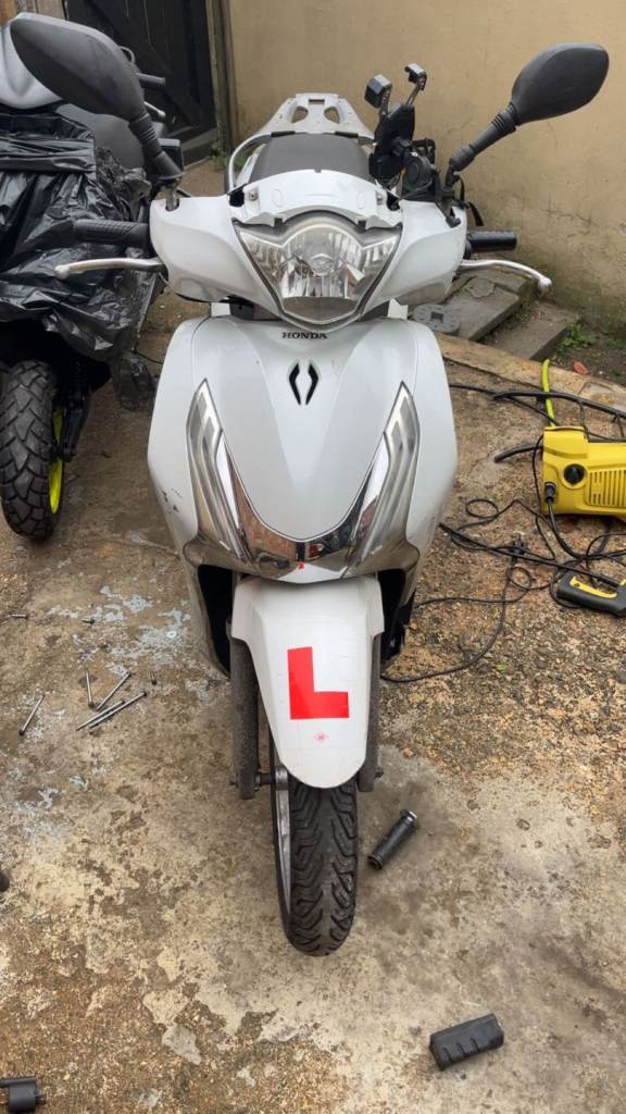 White 125cc sh 