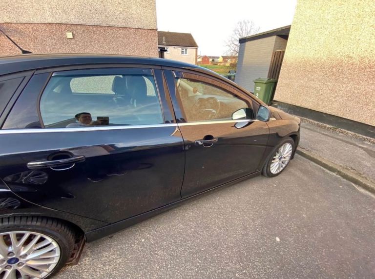 Ford, FOCUS, Hatchback, 2012, Manual, 1596 (cc), 5 doors