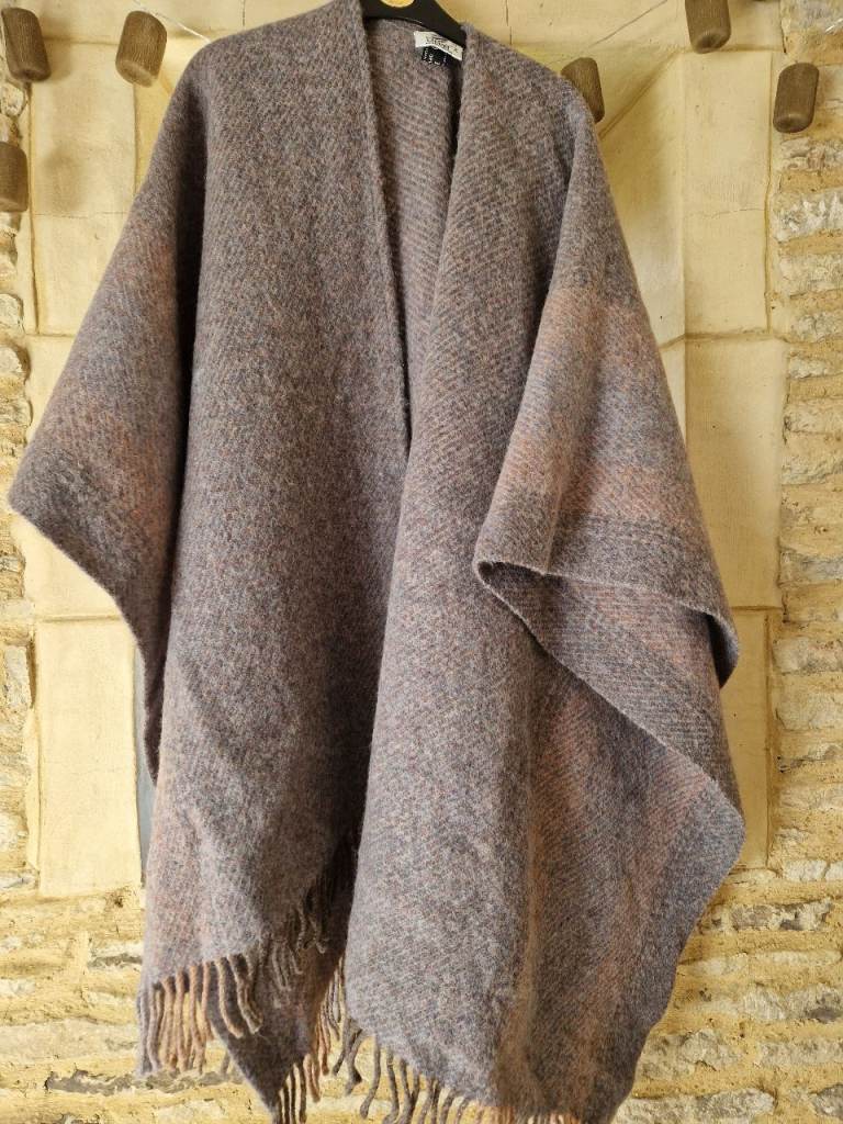 Woollen Weavers
