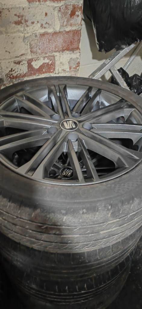 Seat Leon alloys 17 inch 