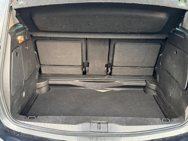 2016 Vauxhall Meriva 1.4i Turbo SE Auto Euro 6 5dr MPV Petrol Automatic