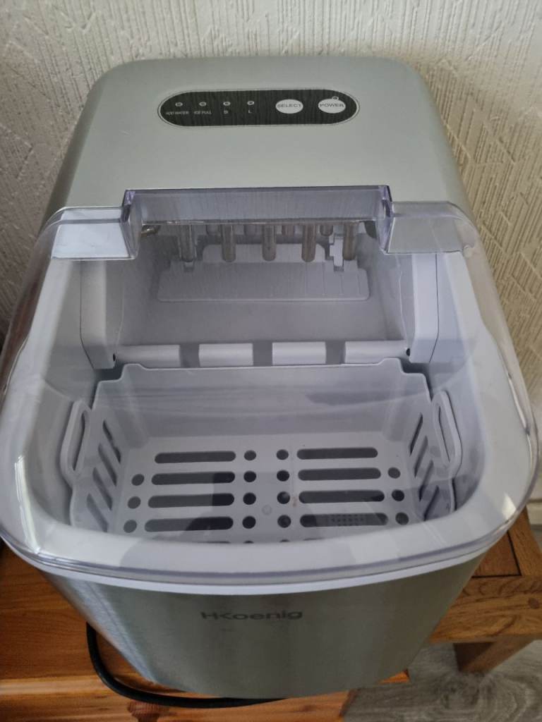Hkoenig Ice cube machine 