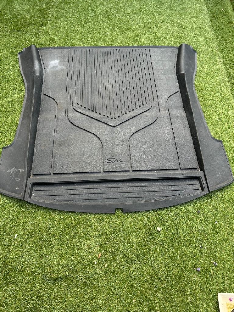 Tesla model 3 boot liner 