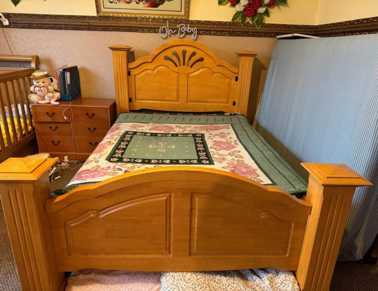 Oak Double Bed ×2