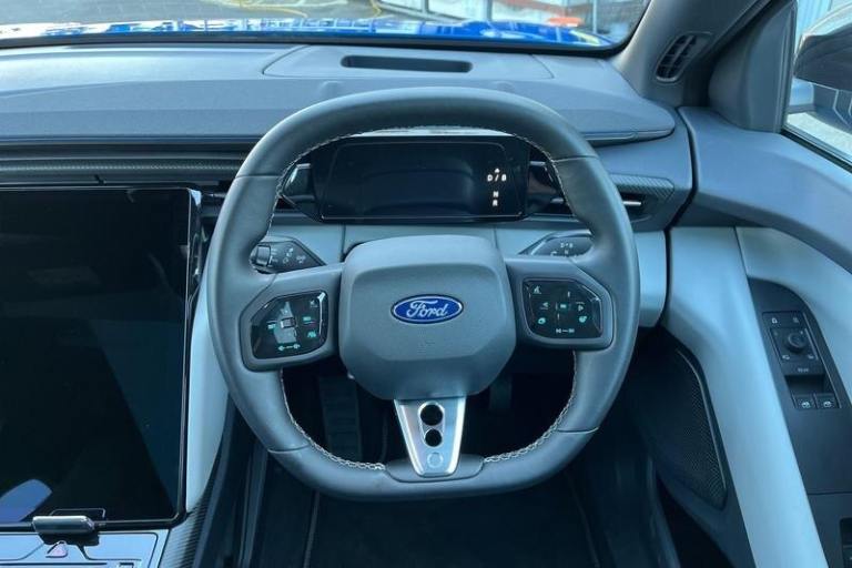 2024 Ford Capri Extended Range 77kWh Premium RWD 5dr Automatic Automatic SUV Electric Automatic