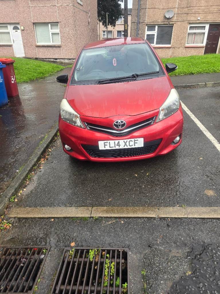 Toyota, YARIS, Hatchback, 2014, Manual, 1329 (cc), 5 doors