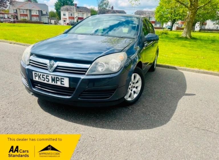 2005 Vauxhall Astra 1.8i 16V Club 5dr Auto HATCHBACK Petrol Automatic