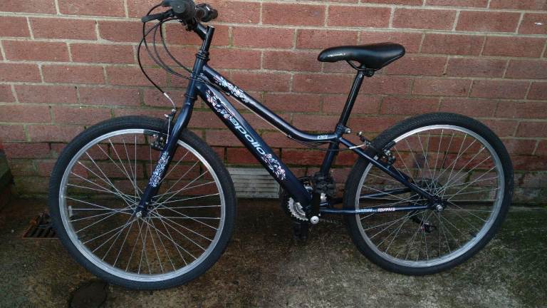 Apollo Kinx Junior Hybrid Bike - 24inch Wheel