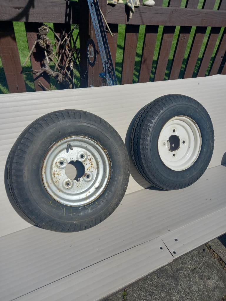 Trailer wheels and tyres 