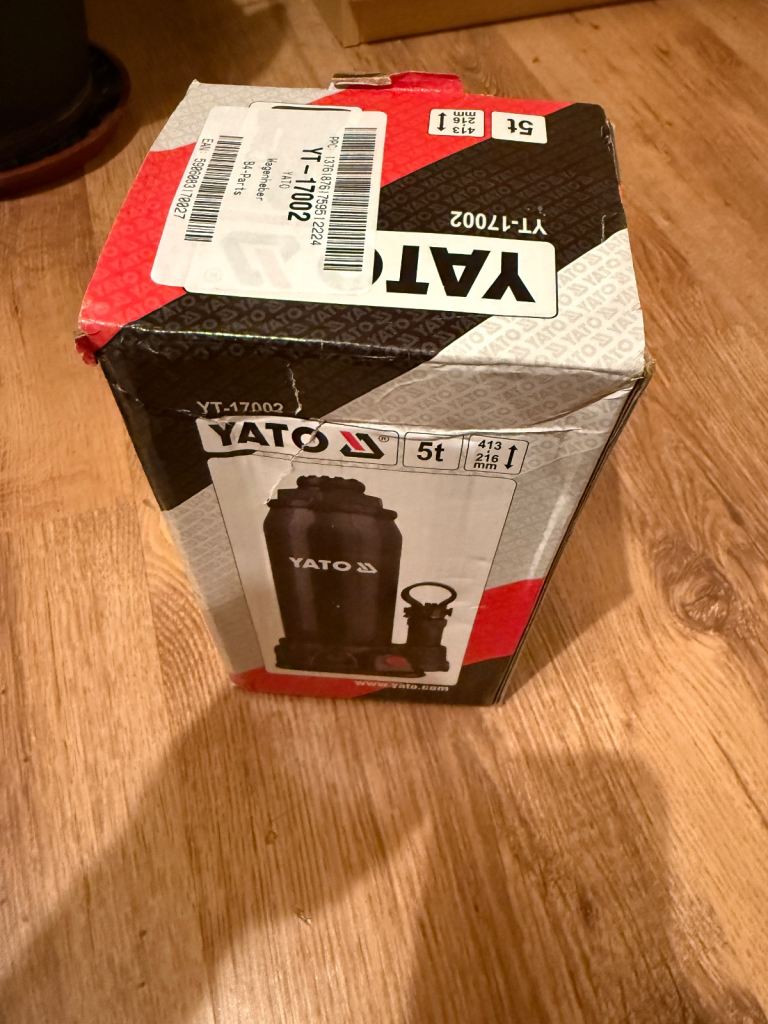 YATO bottle hydraulic jack 5T Brand NEW, unused