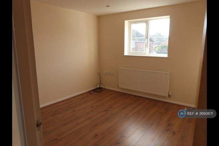 2 bedroom flat in Violet House, Nottingham, NG10 (2 bed) (#2693671)