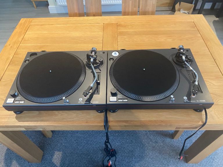Limit dj  turntables
