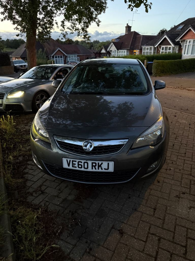 Vauxhall, ASTRA, Hatchback, 2011, Manual, 1686 (cc), 5 doors