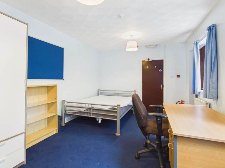 HMO Room - Uncapped Universal Credit/DSS/Benefits Applicants ONLY - Transitional Housing