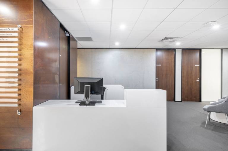 London - SW19 4DP \ Grow Your Business with a Virtual Office Solution