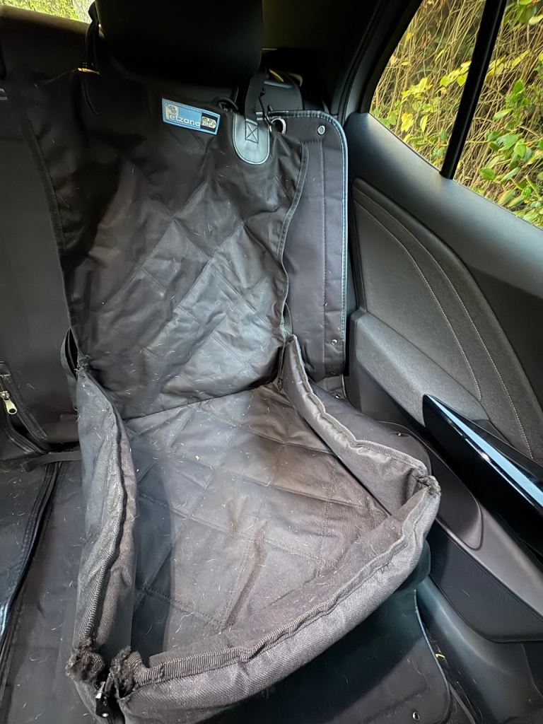 Fold away puppy/ dog seat for car
