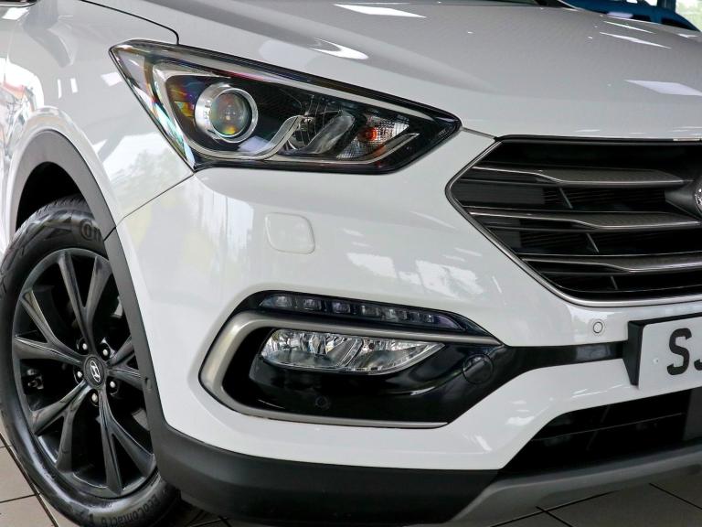 2017 Hyundai Santa Fe 2.2 Endurance Edition Blue Drive CRDi 4wd 5DR 4x4 Diesel 4x4 Diesel Automatic