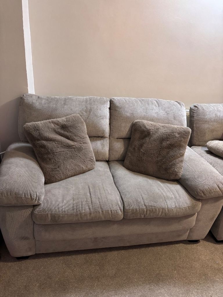 3+2 Sofas for sale ! Collection from Birmingham or delivery Birmingham 