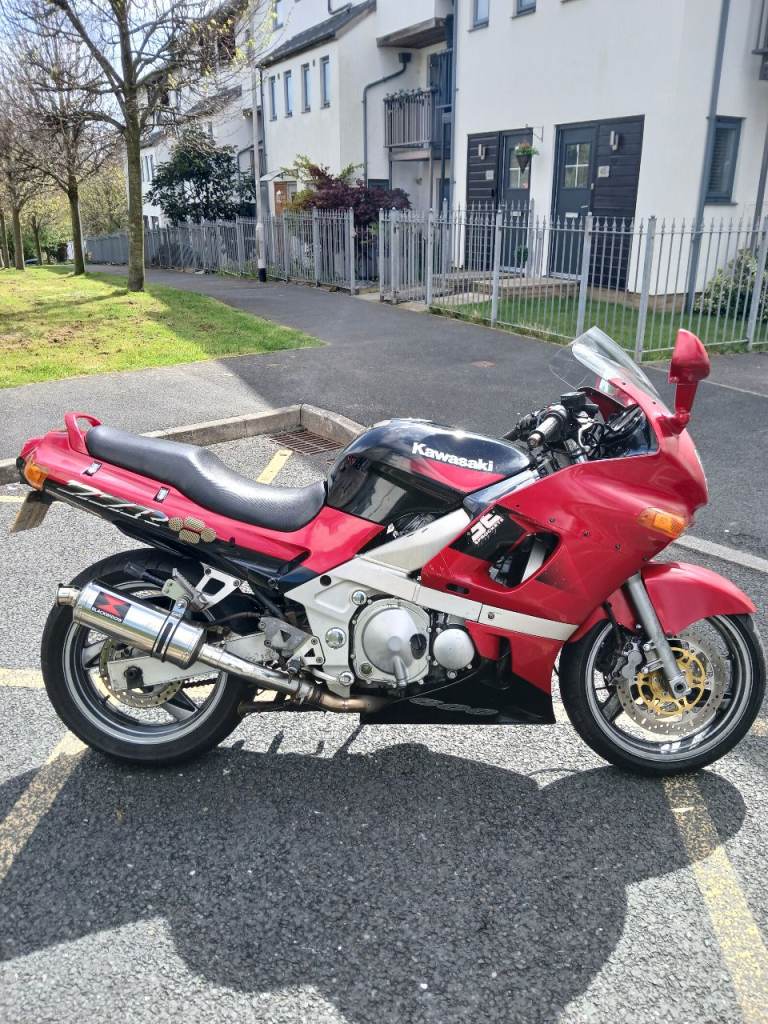 Kawasaki zzr 600
