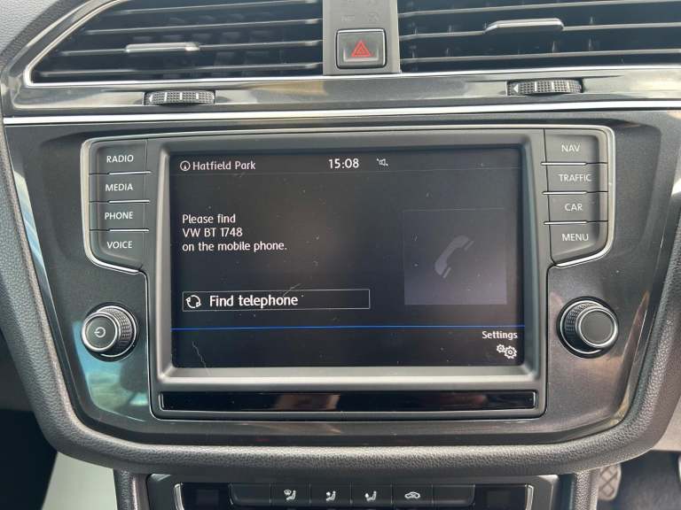 VOLKSWAGEN TIGUAN 2.0 TDI BlueMotion Tech SE Navigation 2016