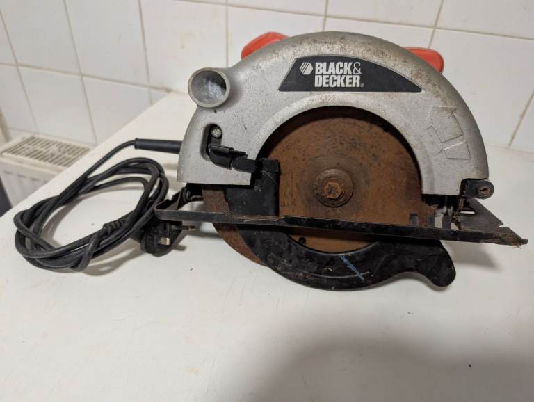 Black and Decker corded electric circular saw.
