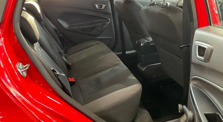 2014 Ford Fiesta 1.6 Zetec 5dr Powershift HATCHBACK Petrol Automatic