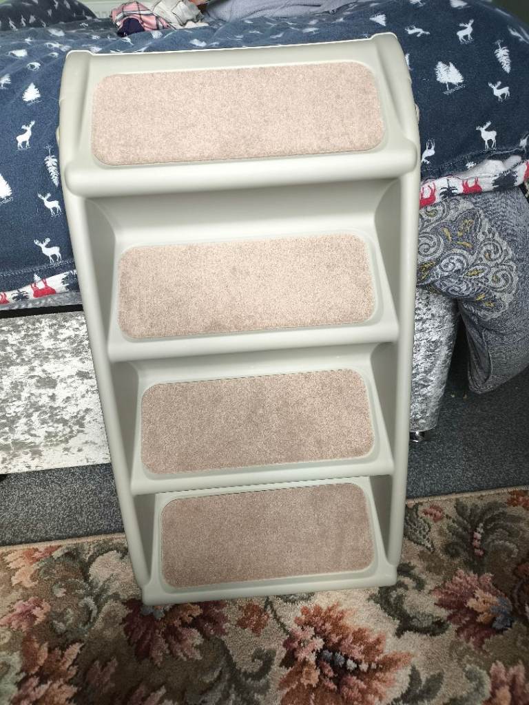 Foldable dog steps 