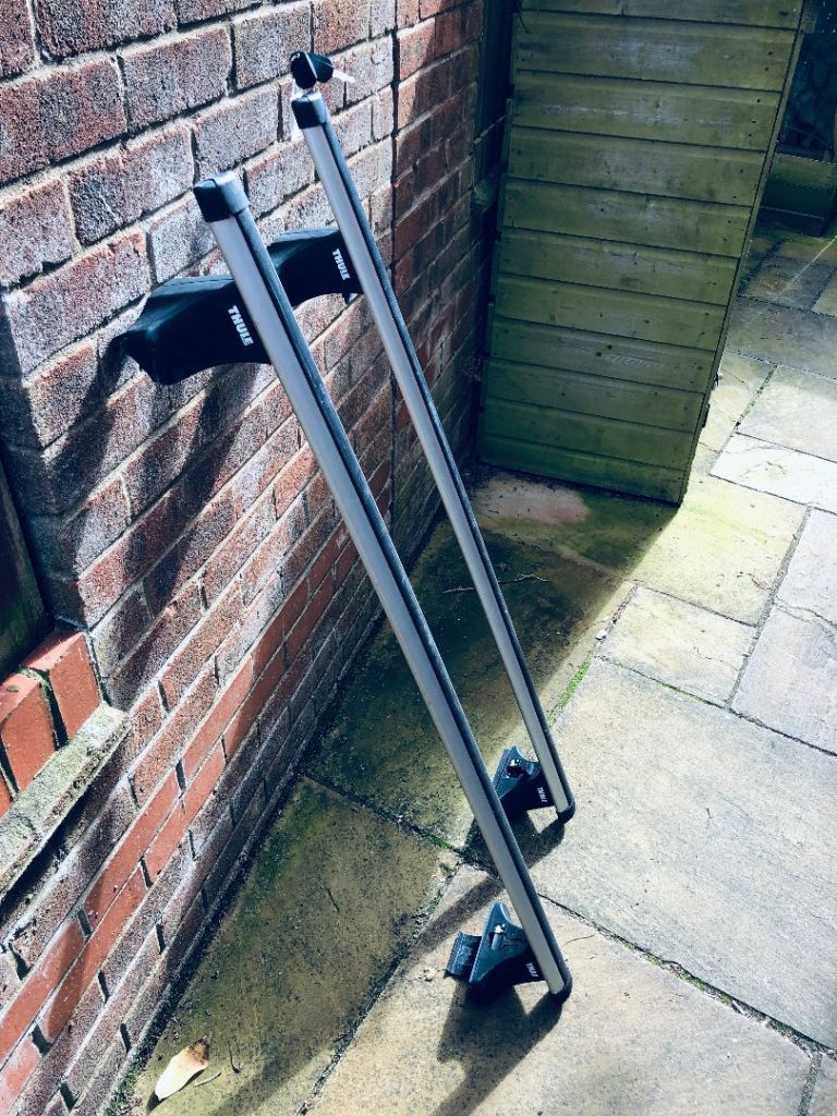 Thule Roof rack bar 