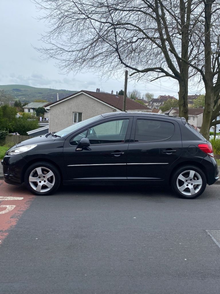 Peugeot, 207, Hatchback, 2012, Manual, 1560 (cc), 5 doors