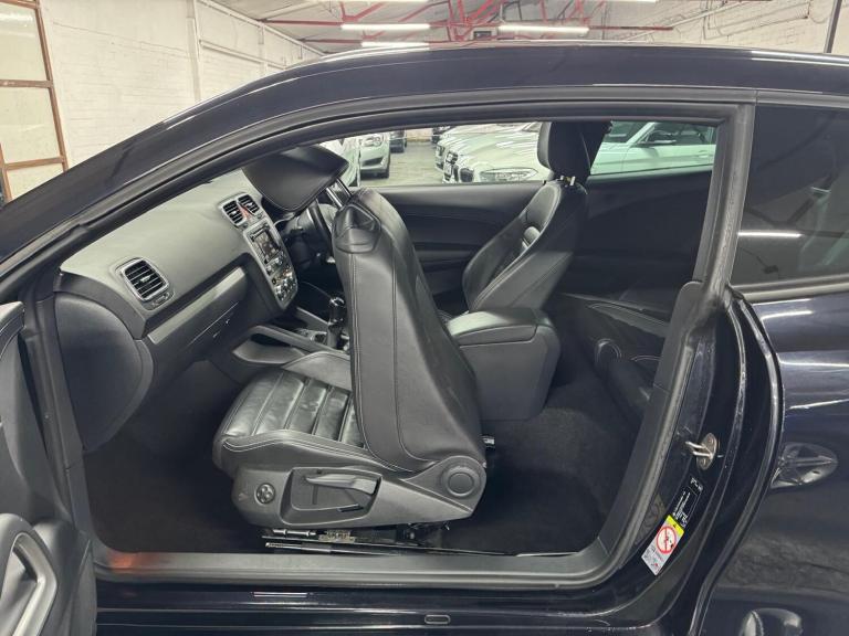 2012 Volkswagen Scirocco 2.0 TDi BlueMotion Tech GT 3dr [Nav/Leather] COUPE DIESEL Manual