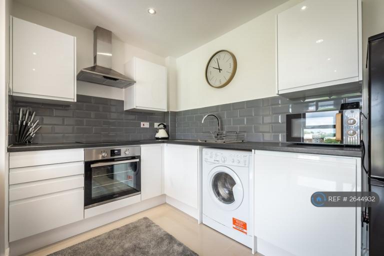 2 bedroom flat in Atlantic Mansions, Southampton, SO14 (2 bed) (#2644932)