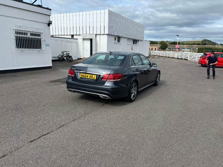 Mercedes-Benz, E CLASS, Saloon, 2014, Semi-Auto, 2143 (cc), 4 doors