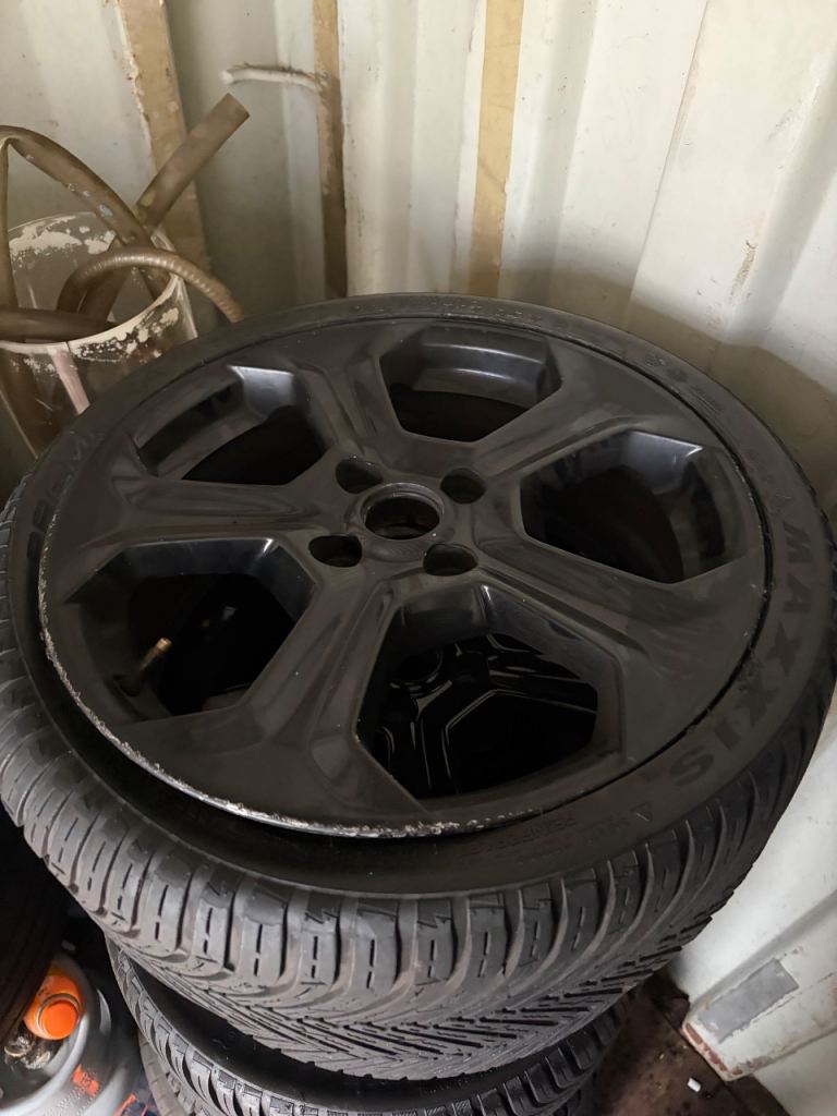 Fiesta wheels 