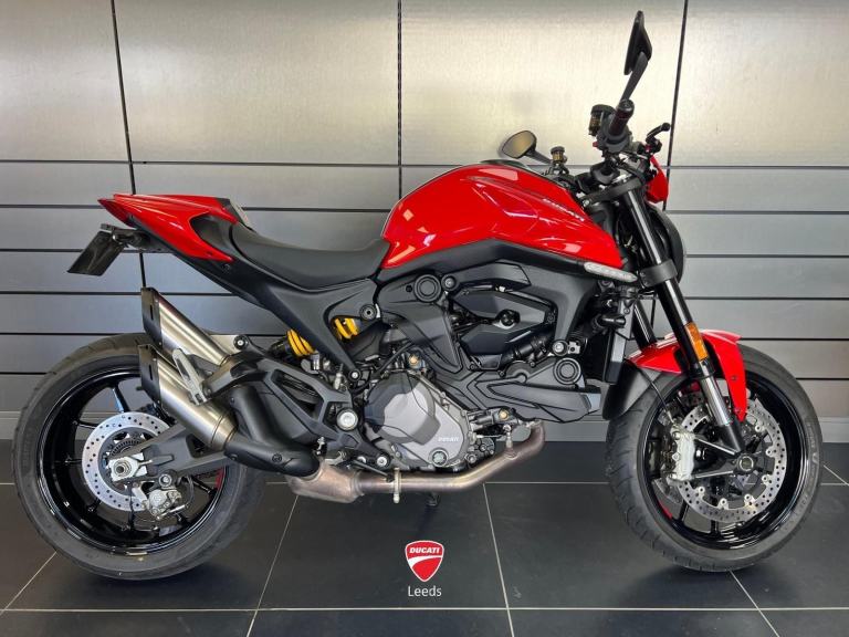 2022 DUCATI MONSTER 937 PLUS