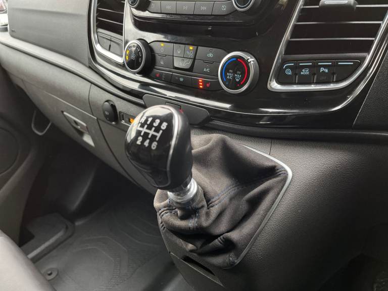 2023 Ford Transit Custom 2.0 EcoBlue 170ps Low Roof Limited Van Van DIESEL Manual