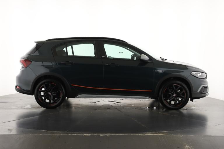 2024 Fiat Tipo 1.5 Hybrid 48V Cross Garmin 5dr DDCT Hatchback Petrol Automatic