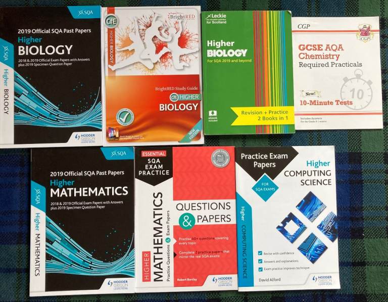 SQA Higher bundle: biology, mathematics, computing
