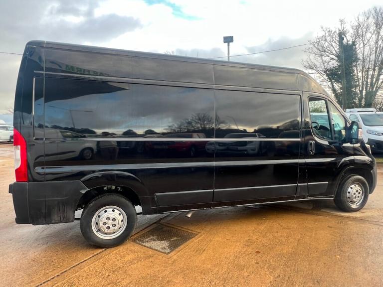 2022 Peugeot Boxer 2.2 BlueHDi 335 Professional Panel Van 5dr Diesel Manual L3 H2 Euro 6 (s/s) Pa...