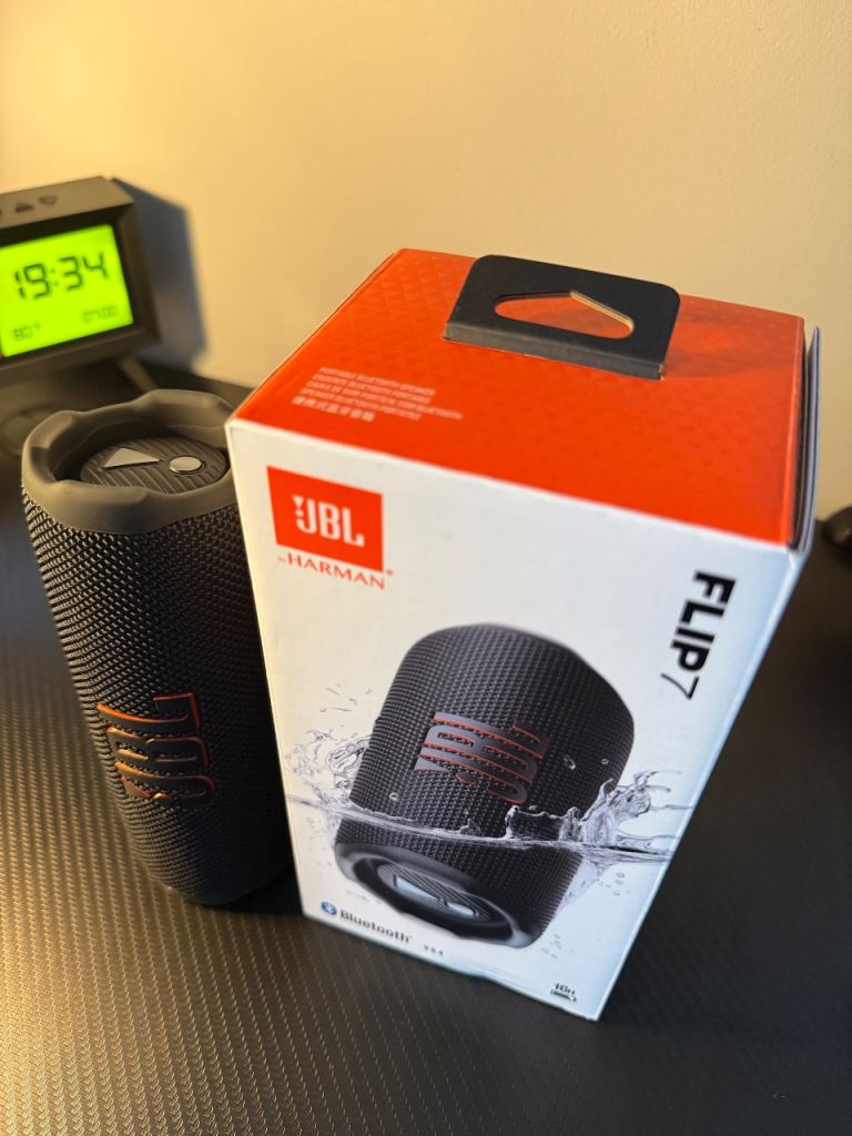 JBL Flip 7 Portable Bluetooth Speaker – Like New 