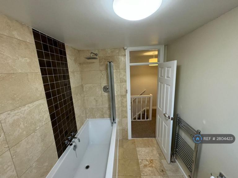 4 bedroom house in Canons Close, Bath, BA2 (4 bed) (#2804423)