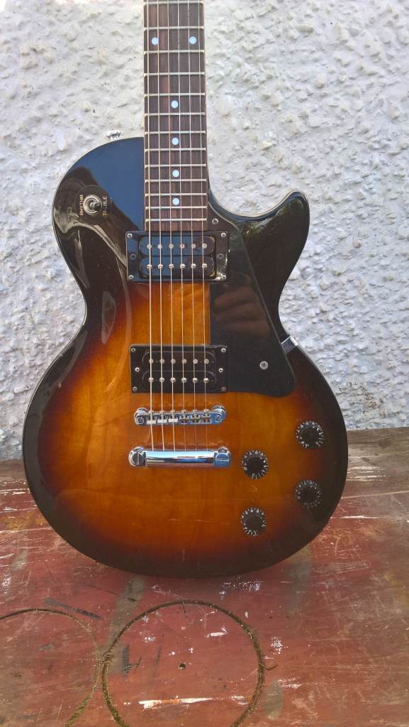 Epiphone Les Paul Studio Electric Guitar