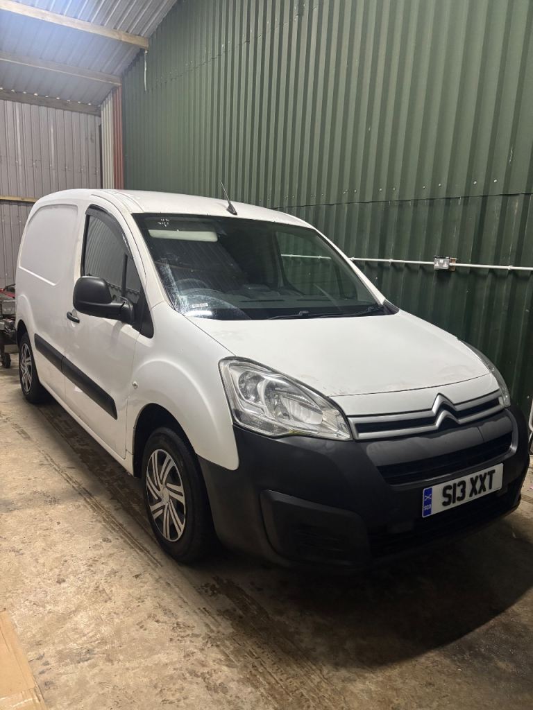 Citroen, BERLINGO, Panel Van, 2015, Manual, 1560 (cc)