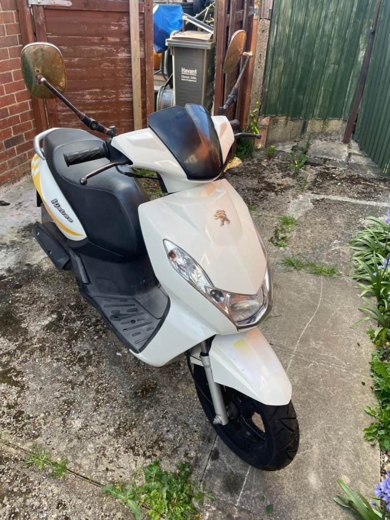 Peugeot, KISBEE, 2017, 49 (cc)