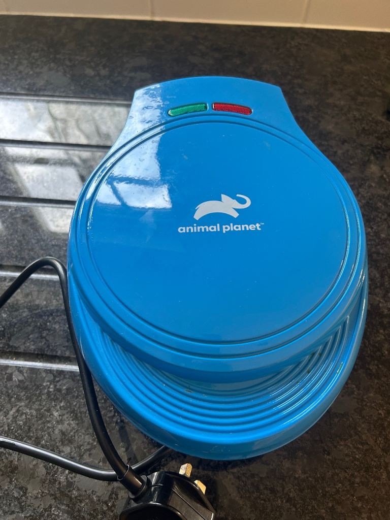 Free to collect - kids animal waffle/pancake griddle 