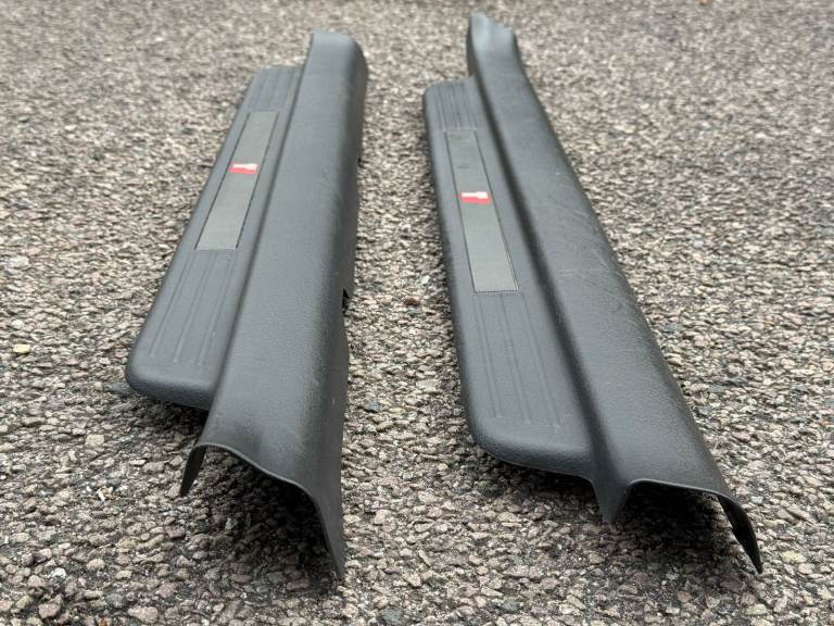 Toyota Yaris T Sport MK1 PH2 3dr Scuff Plates Sill Plates Trims Pair